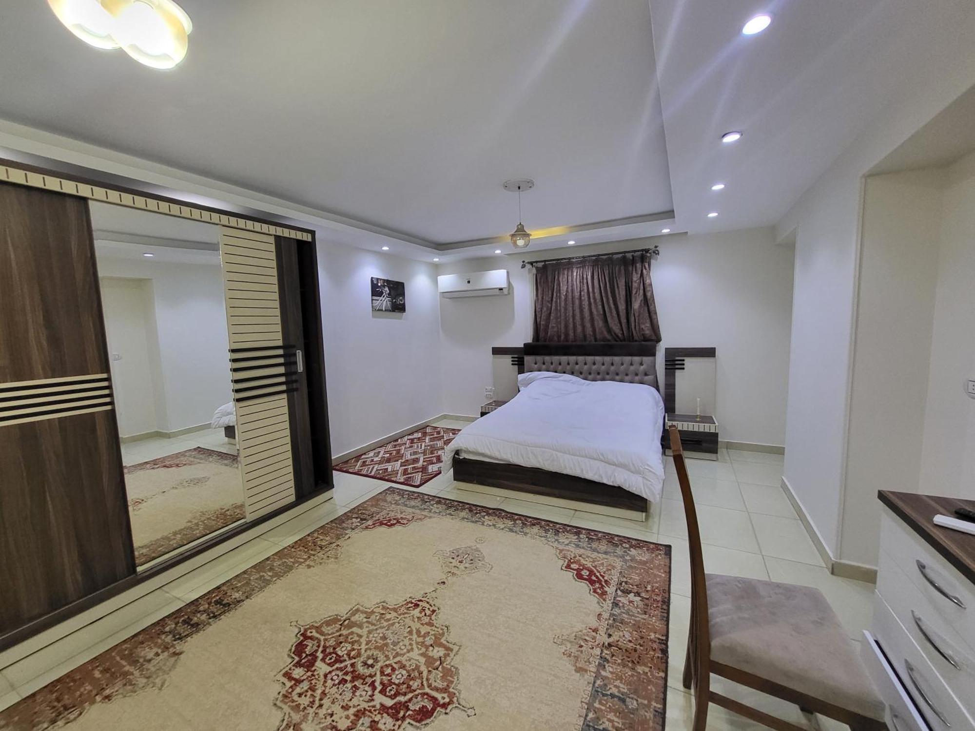 شقه فندقيه بالدقي Apartment Cairo